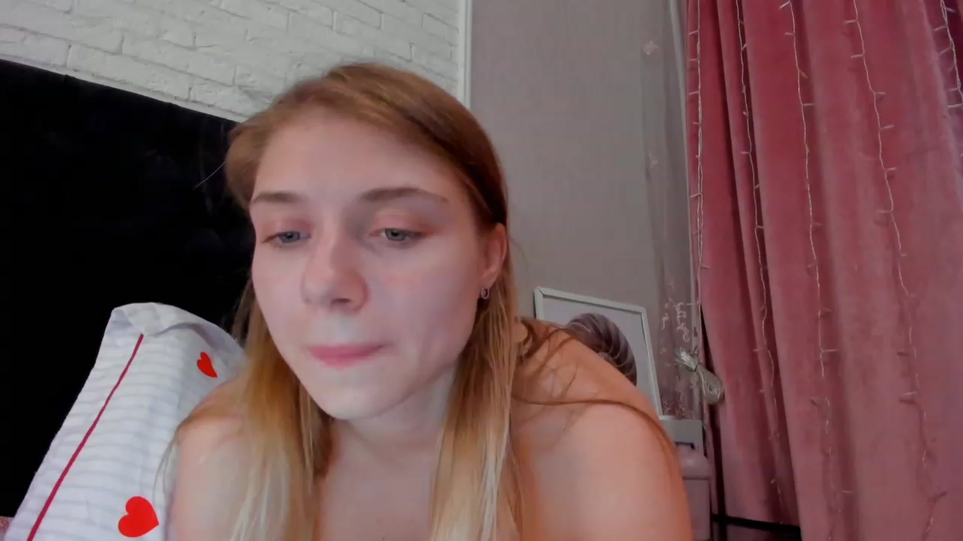 Gallery image thumbnail from Make_my_Luck's myfreecams stream on, 06/29/2023, 21:31 image 12 of 20