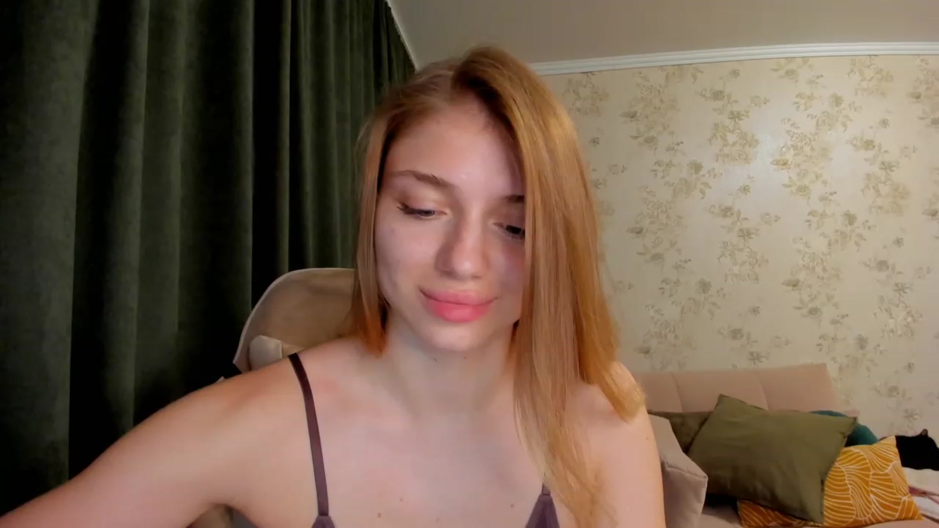 Gallery image thumbnail from Make_my_Luck's myfreecams stream on, 07/09/2023, 19:38 image 10 of 20
