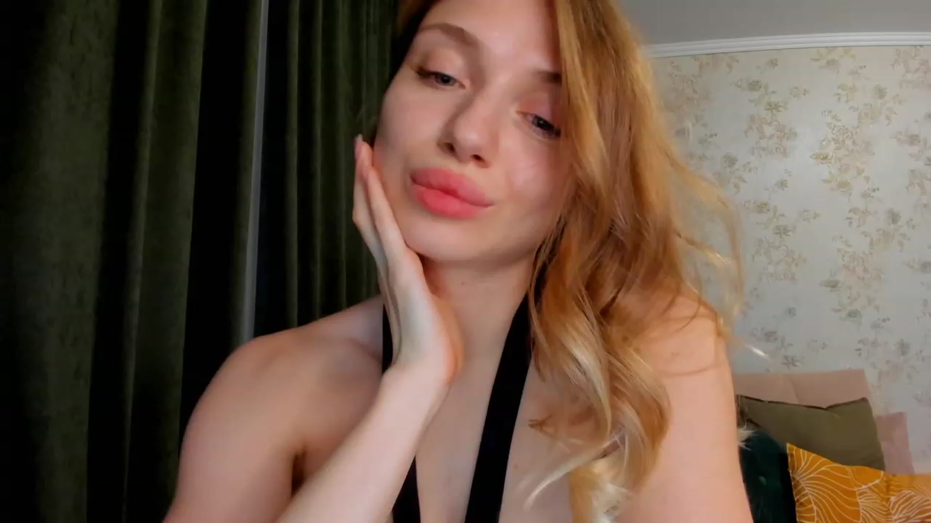 Gallery image thumbnail from Make_my_Luck's myfreecams stream on, 07/12/2023, 19:37 image 10 of 20
