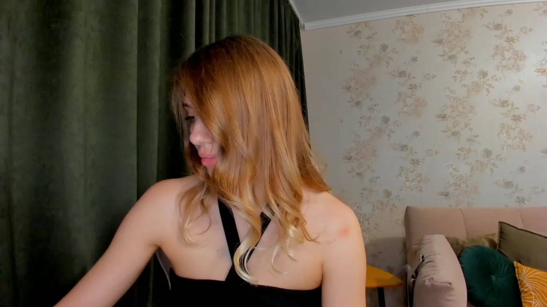 Gallery image thumbnail from Make_my_Luck's myfreecams stream on, 07/12/2023, 21:51 image 16 of 20