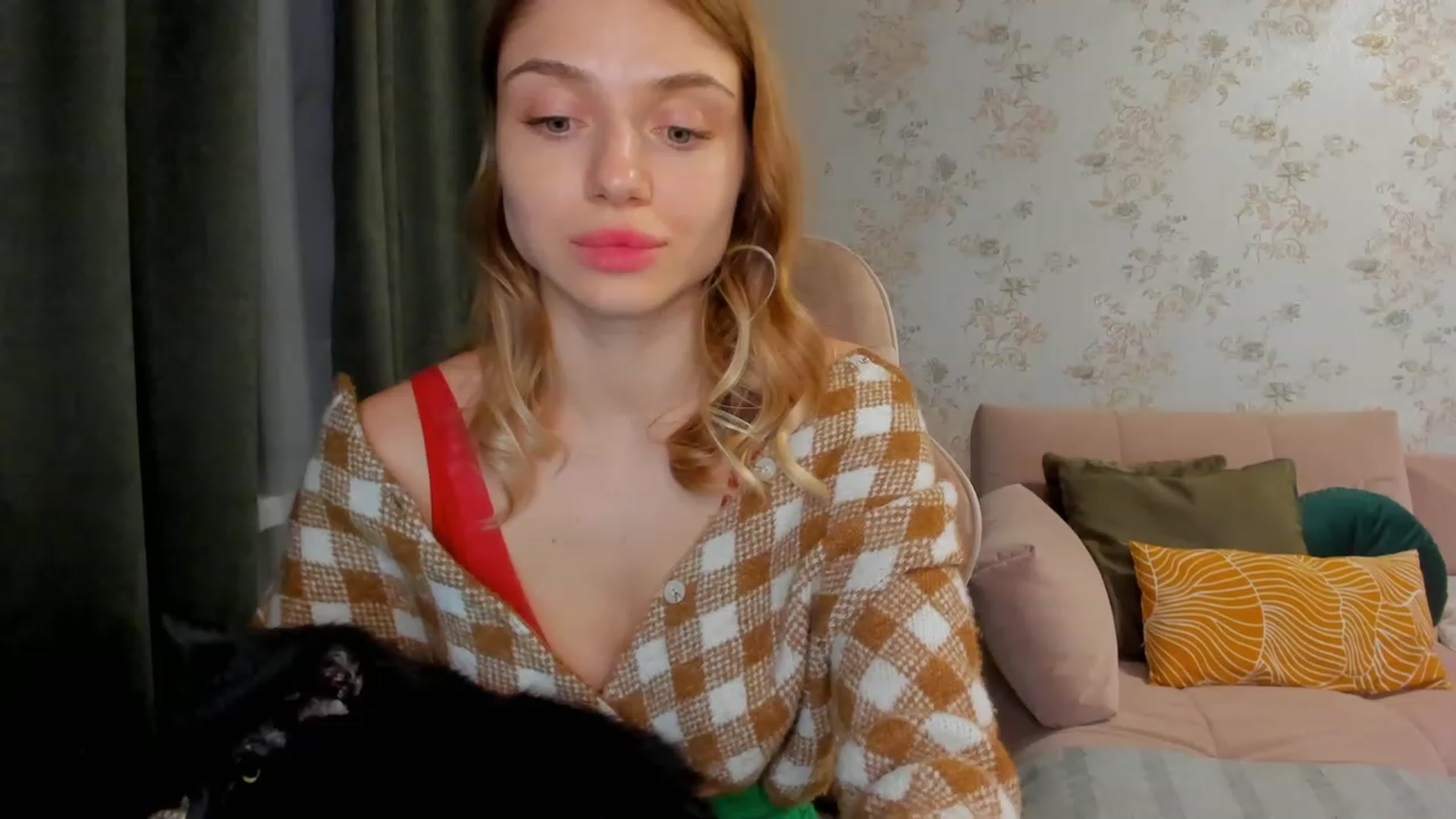 Gallery image thumbnail from Make_my_Luck's myfreecams stream on, 07/13/2023, 19:54 image 14 of 20