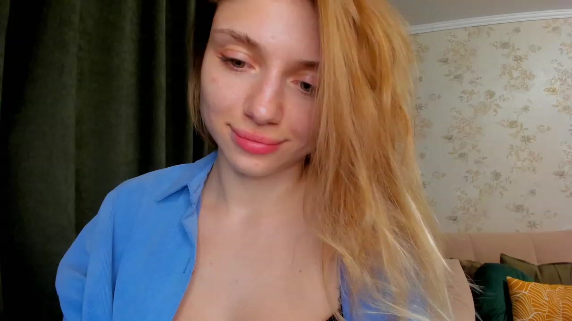 Gallery image thumbnail from Make_my_Luck's myfreecams stream on, 07/14/2023, 20:17 image 8 of 20