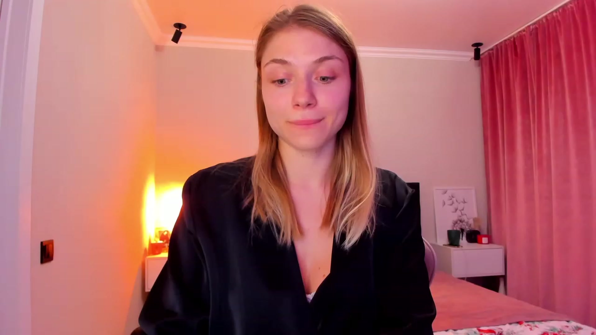 Gallery image thumbnail from Make_my_Luck's myfreecams stream on, 07/28/2023, 19:47 image 14 of 20