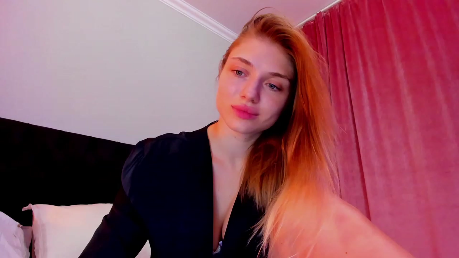 Gallery image thumbnail from Make_my_Luck's myfreecams stream on, 07/28/2023, 20:31 image 20 of 20