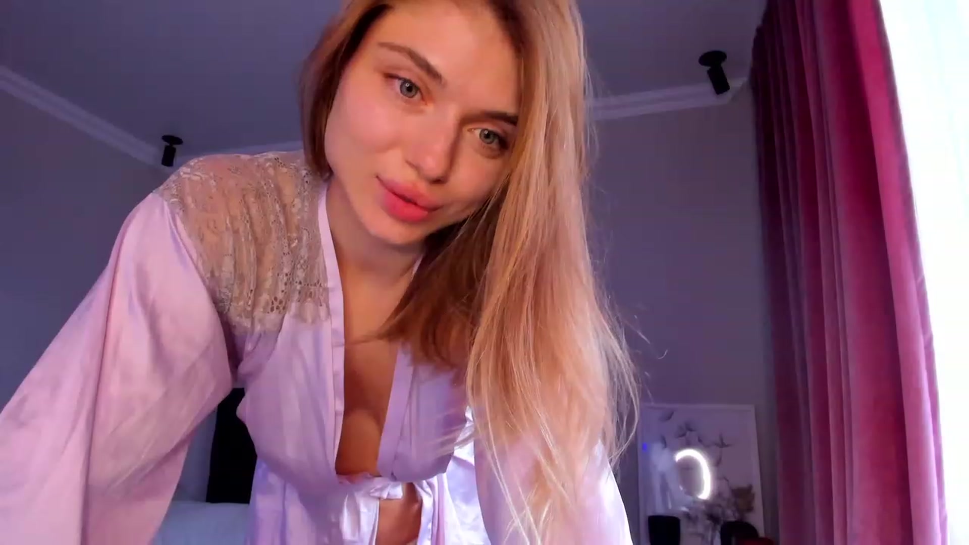 Gallery image thumbnail from Make_my_Luck's myfreecams stream on, 07/29/2023, 17:07 image 7 of 20