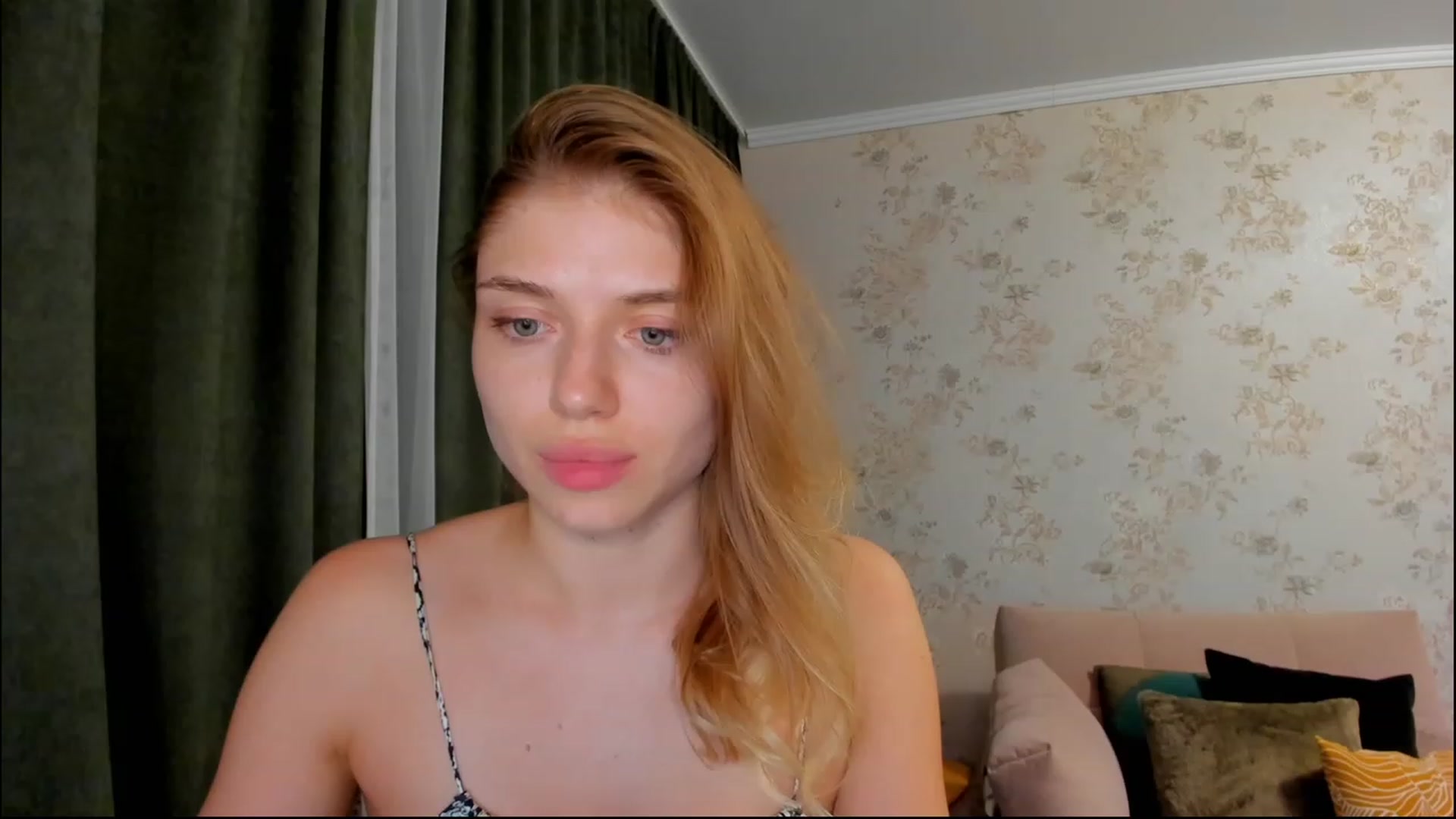Gallery image thumbnail from Make_my_Luck's myfreecams stream on, 08/11/2023, 20:45 image 4 of 20