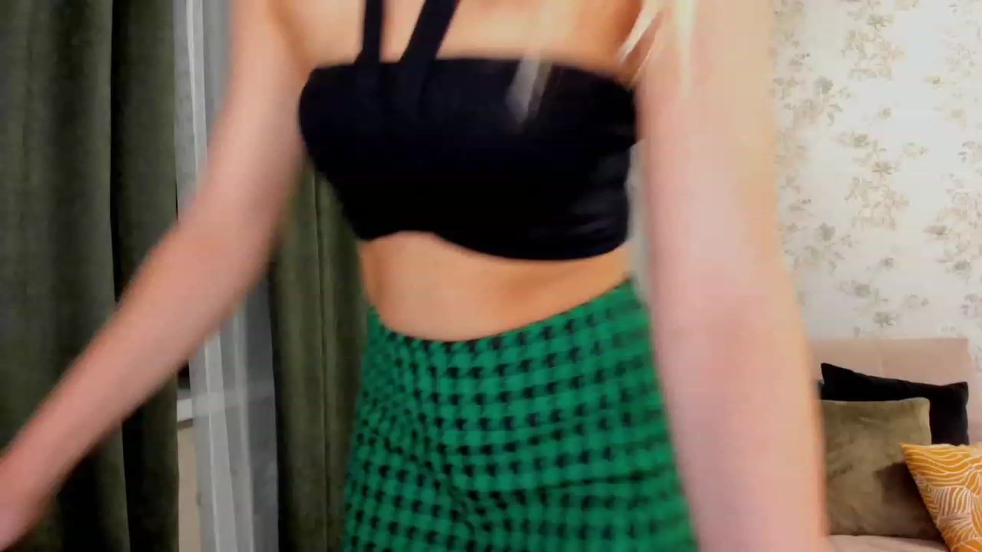 Gallery image thumbnail from Make_my_Luck's myfreecams stream on, 08/13/2023, 19:57 image 3 of 20