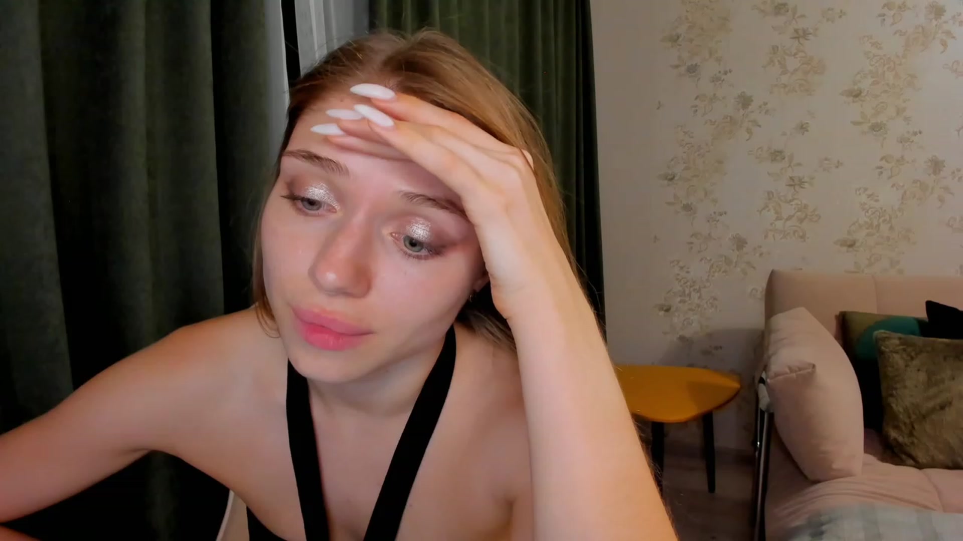 Gallery image thumbnail from Make_my_Luck's myfreecams stream on, 08/13/2023, 21:43 image 12 of 20