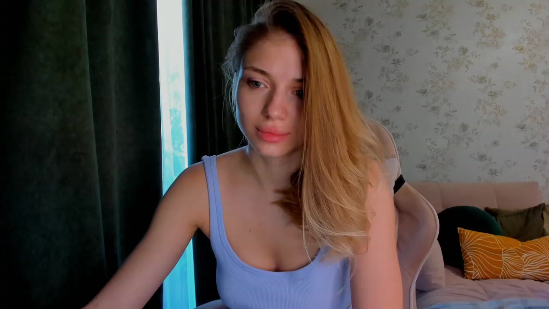 Gallery image thumbnail from Make_my_Luck's myfreecams stream on, 09/04/2023, 09:31 image 3 of 20