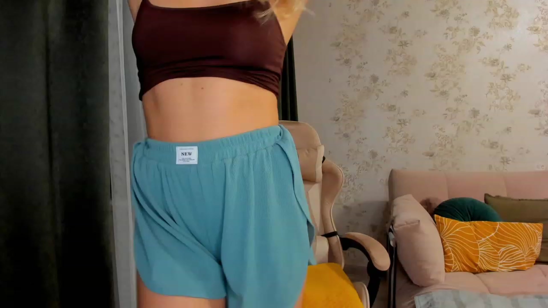 Gallery image thumbnail from Make_my_Luck's myfreecams stream on, 09/07/2023, 19:43 image 5 of 20
