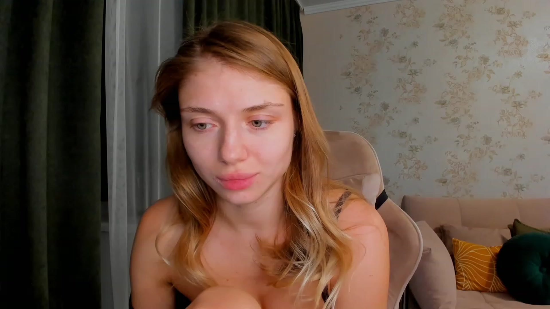 Gallery image thumbnail from Make_my_Luck's myfreecams stream on, 09/07/2023, 21:28 image 15 of 20