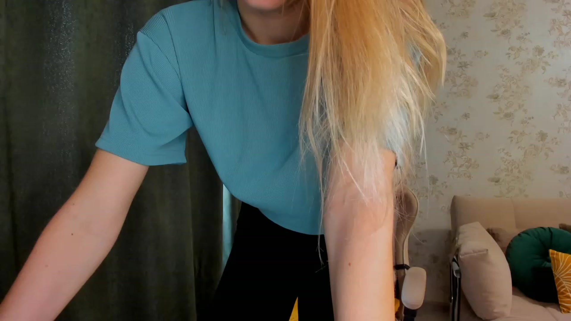 Gallery image thumbnail from Make_my_Luck's myfreecams stream on, 09/11/2023, 07:17 image 16 of 20