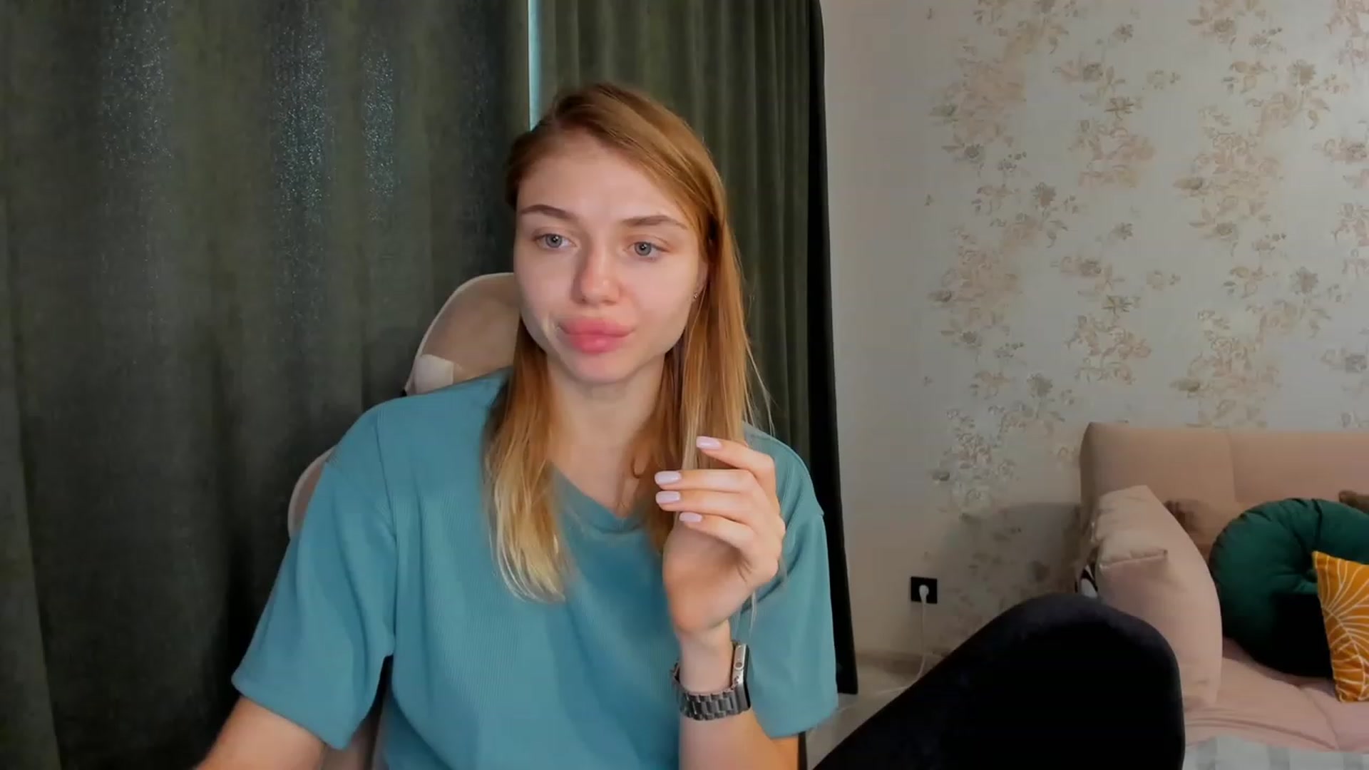 Gallery image thumbnail from Make_my_Luck's myfreecams stream on, 09/11/2023, 08:21 image 6 of 20