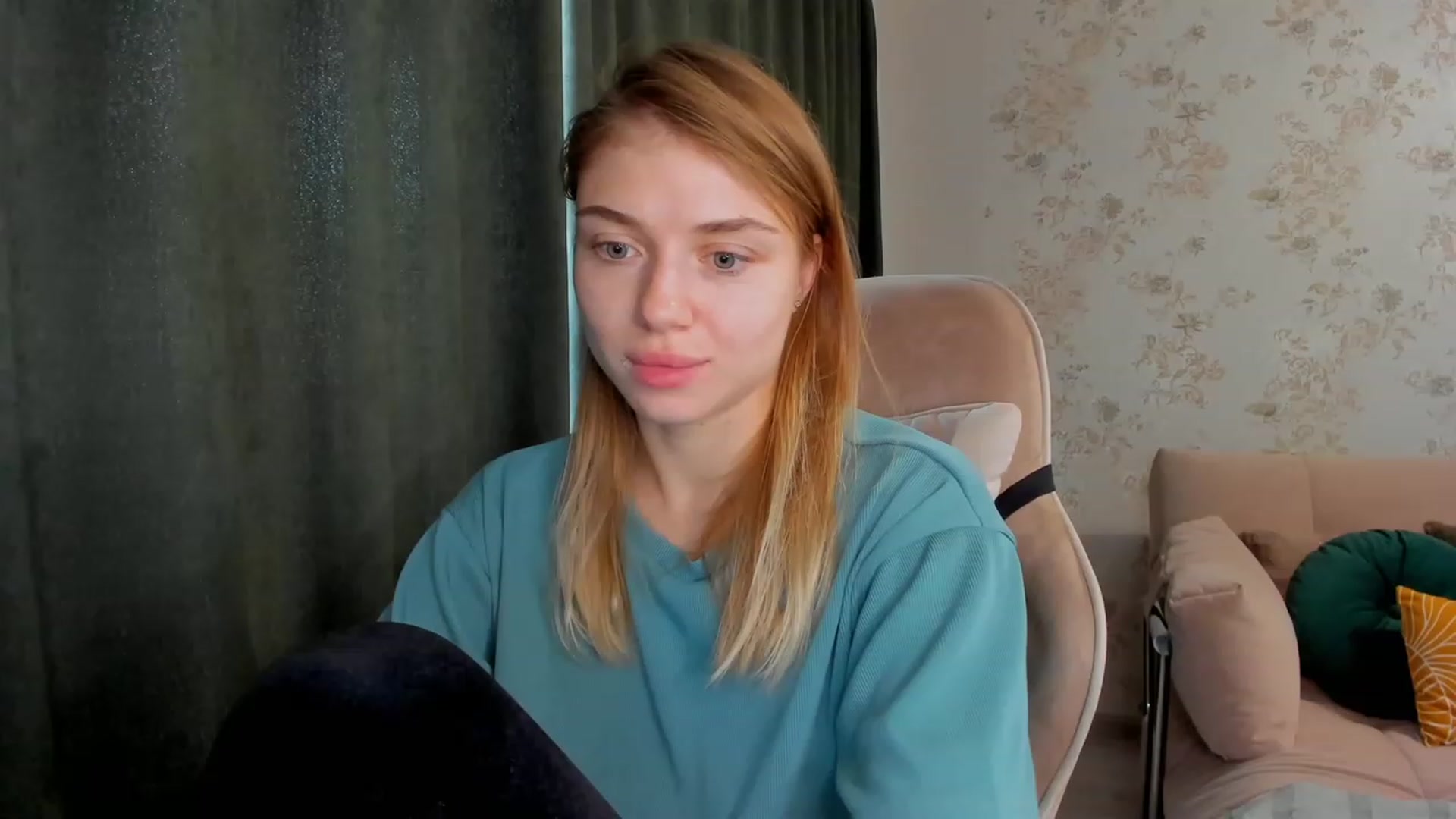 Gallery image thumbnail from Make_my_Luck's myfreecams stream on, 09/11/2023, 08:21 image 4 of 20