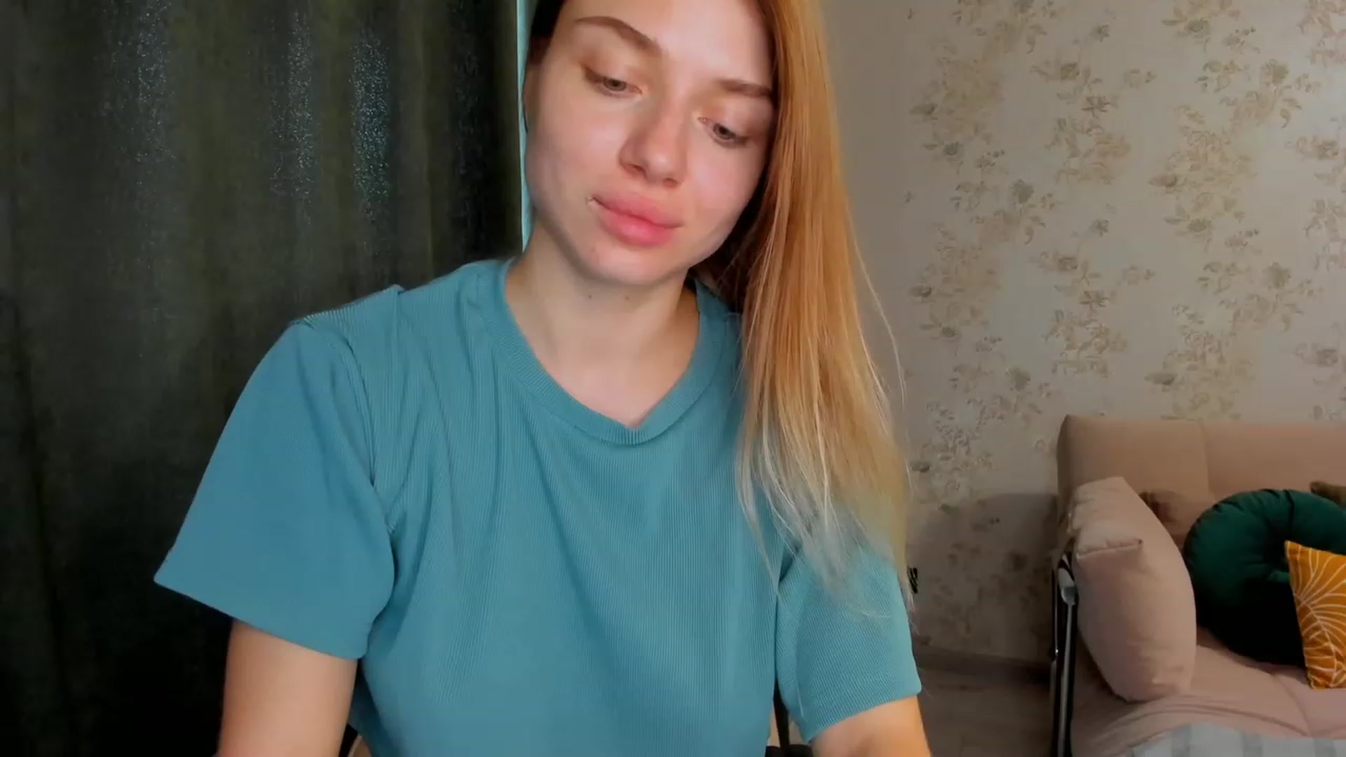 Gallery image thumbnail from Make_my_Luck's myfreecams stream on, 09/11/2023, 08:21 image 8 of 20
