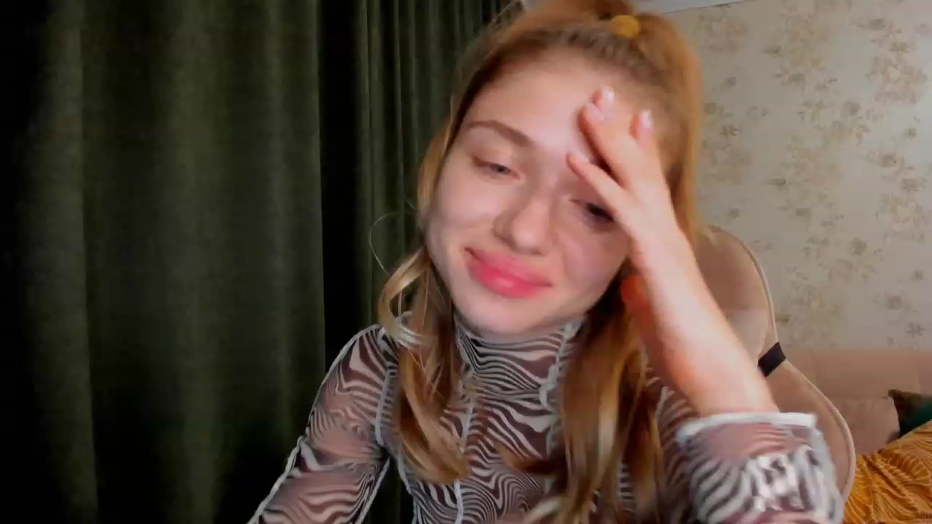 Gallery image thumbnail from Make_my_Luck's myfreecams stream on, 09/14/2023, 22:21 image 16 of 20