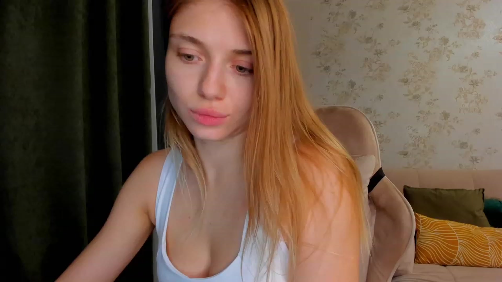 Gallery image thumbnail from Make_my_Luck's myfreecams stream on, 09/20/2023, 19:48 image 18 of 20