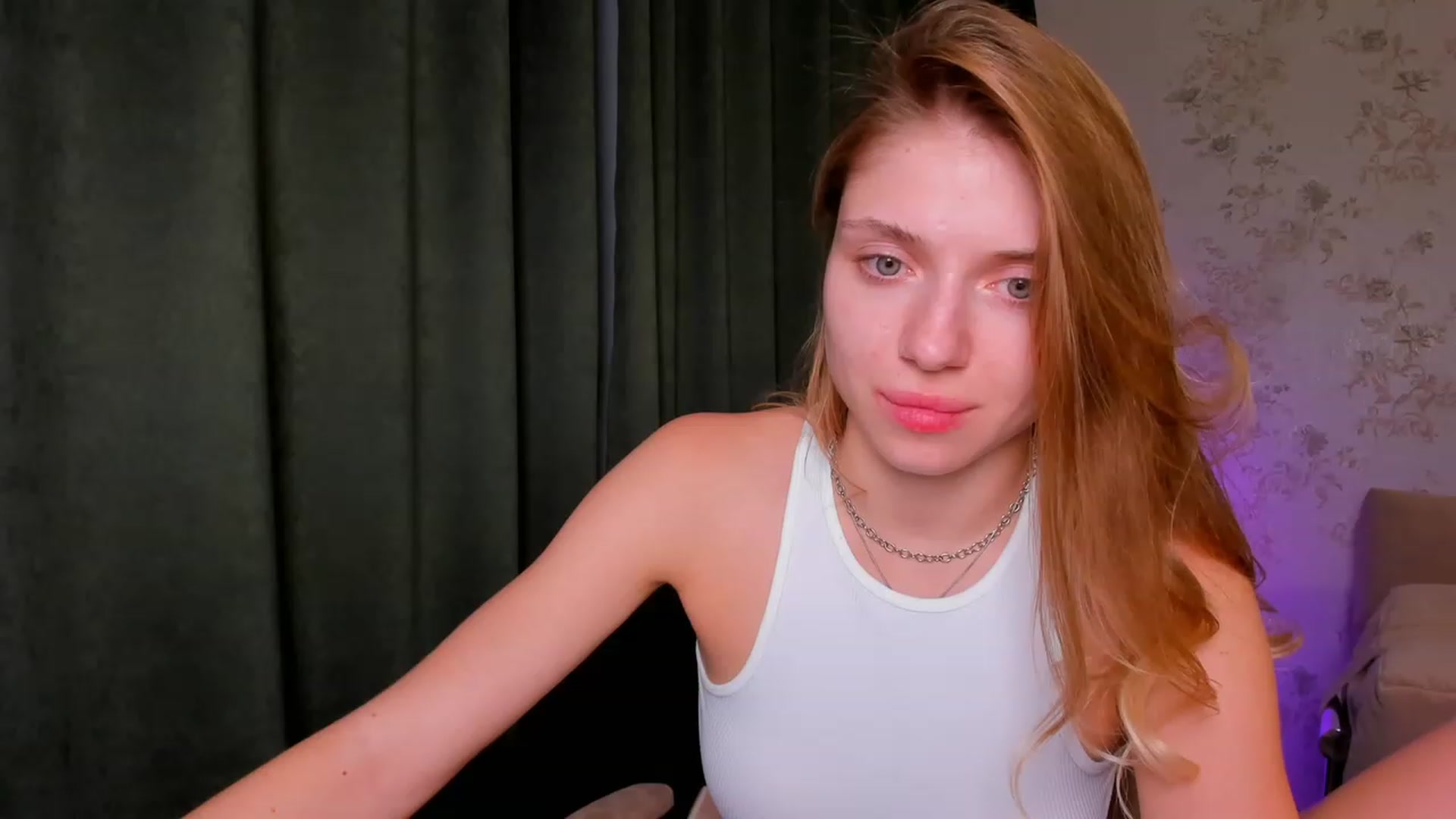 Gallery image thumbnail from Make_my_Luck's myfreecams stream on, 09/29/2023, 21:49 image 10 of 20