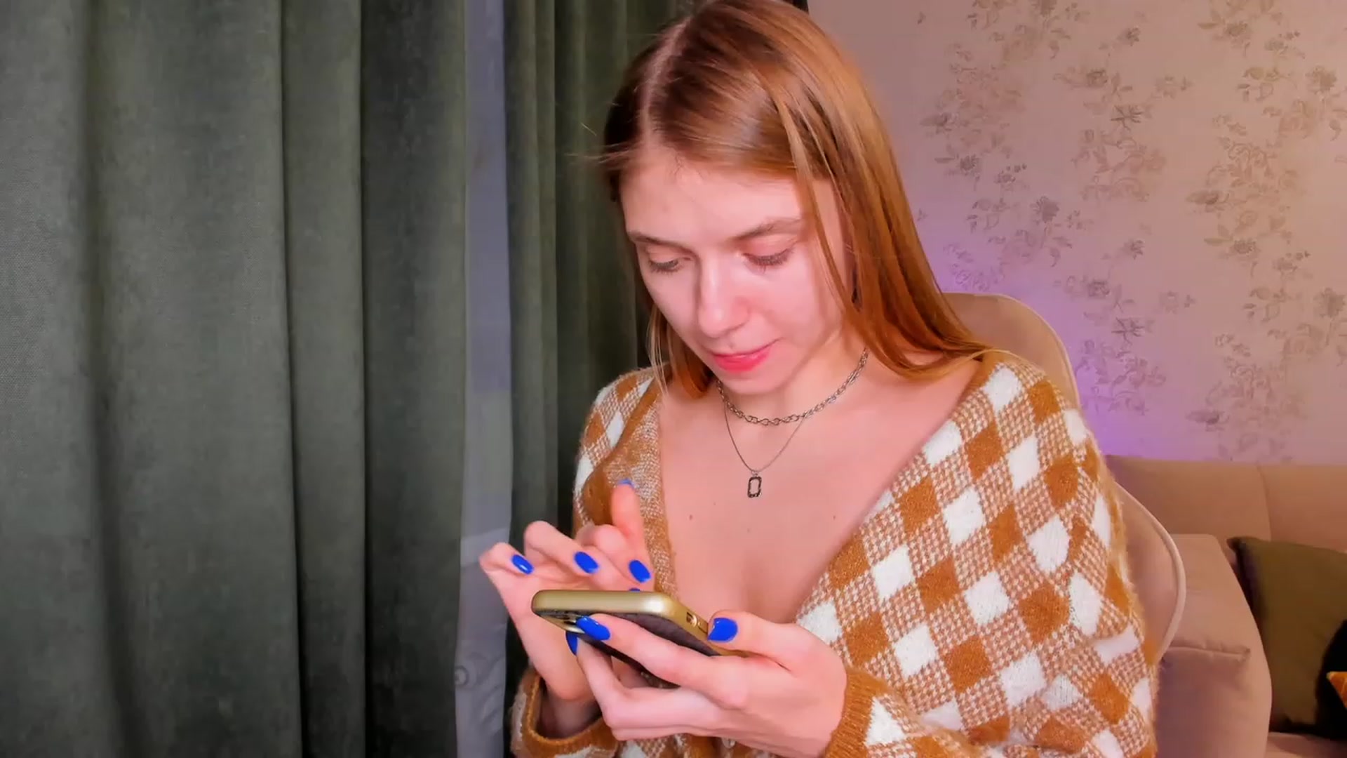 Gallery image thumbnail from Make_my_Luck's myfreecams stream on, 10/10/2023, 22:21 image 15 of 20