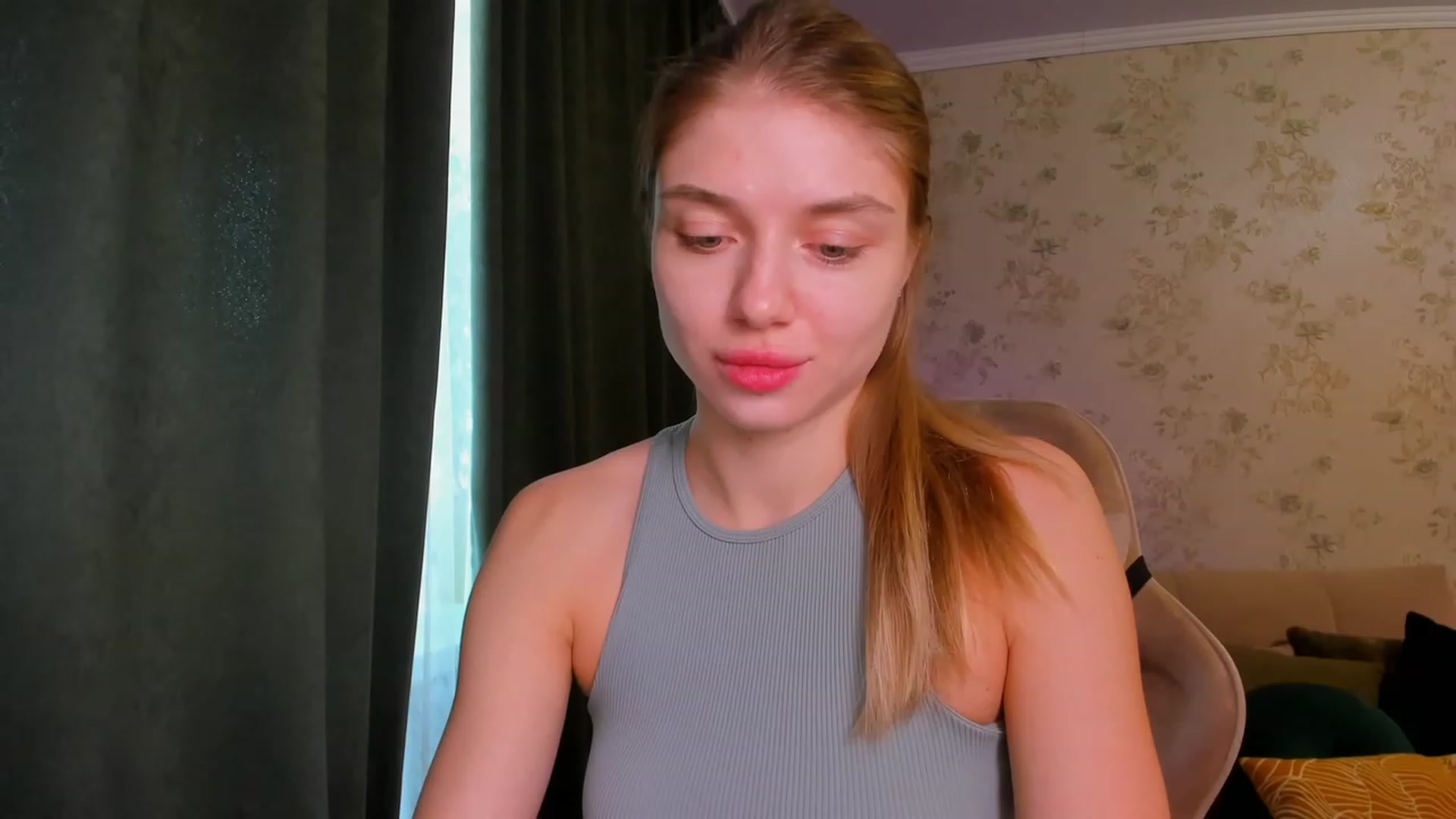 Gallery image thumbnail from Make_my_Luck's myfreecams stream on, 10/11/2023, 07:36 image 4 of 20