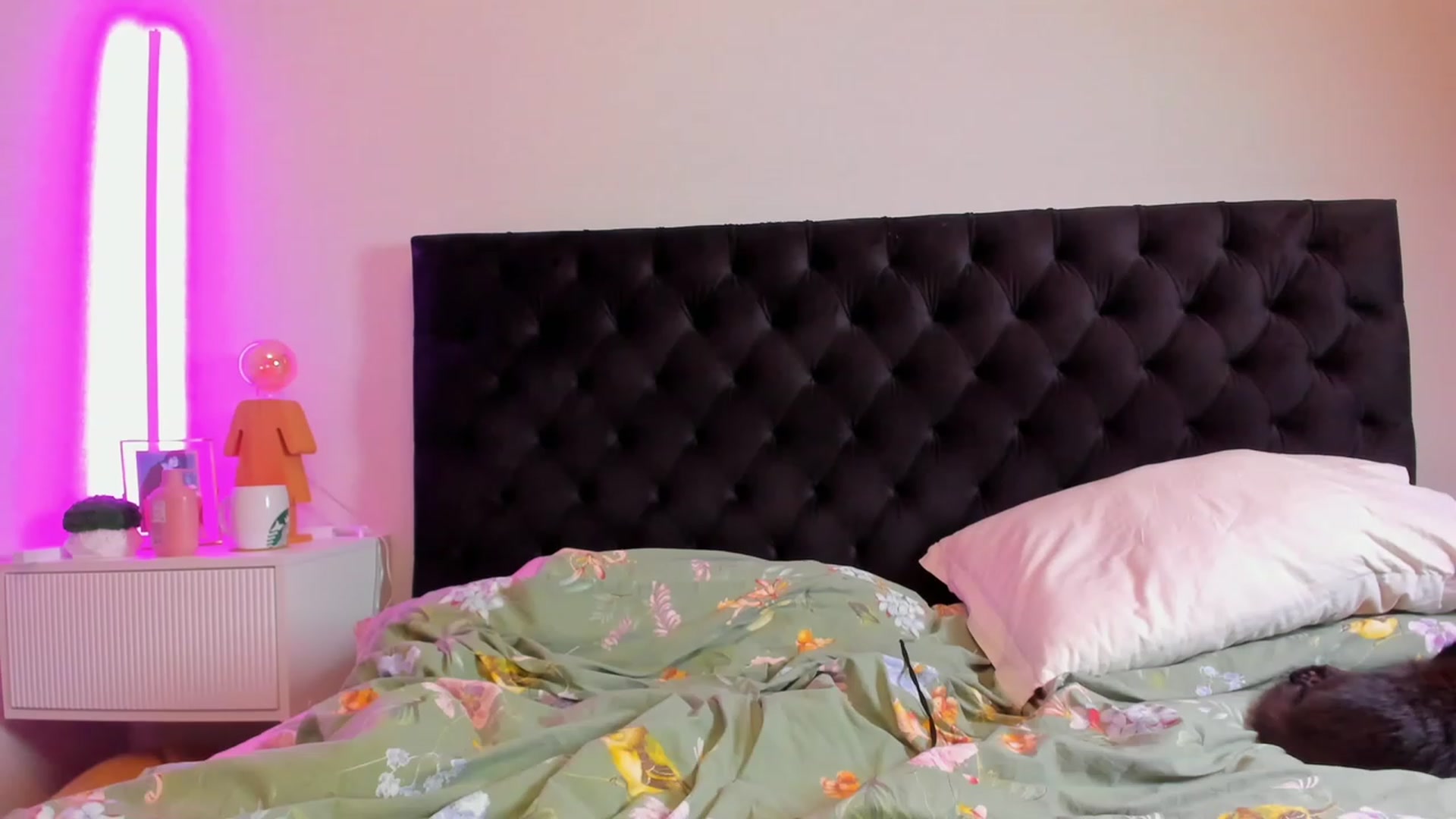 Gallery image thumbnail from Make_my_Luck's myfreecams stream on, 10/11/2023, 21:54 image 20 of 20