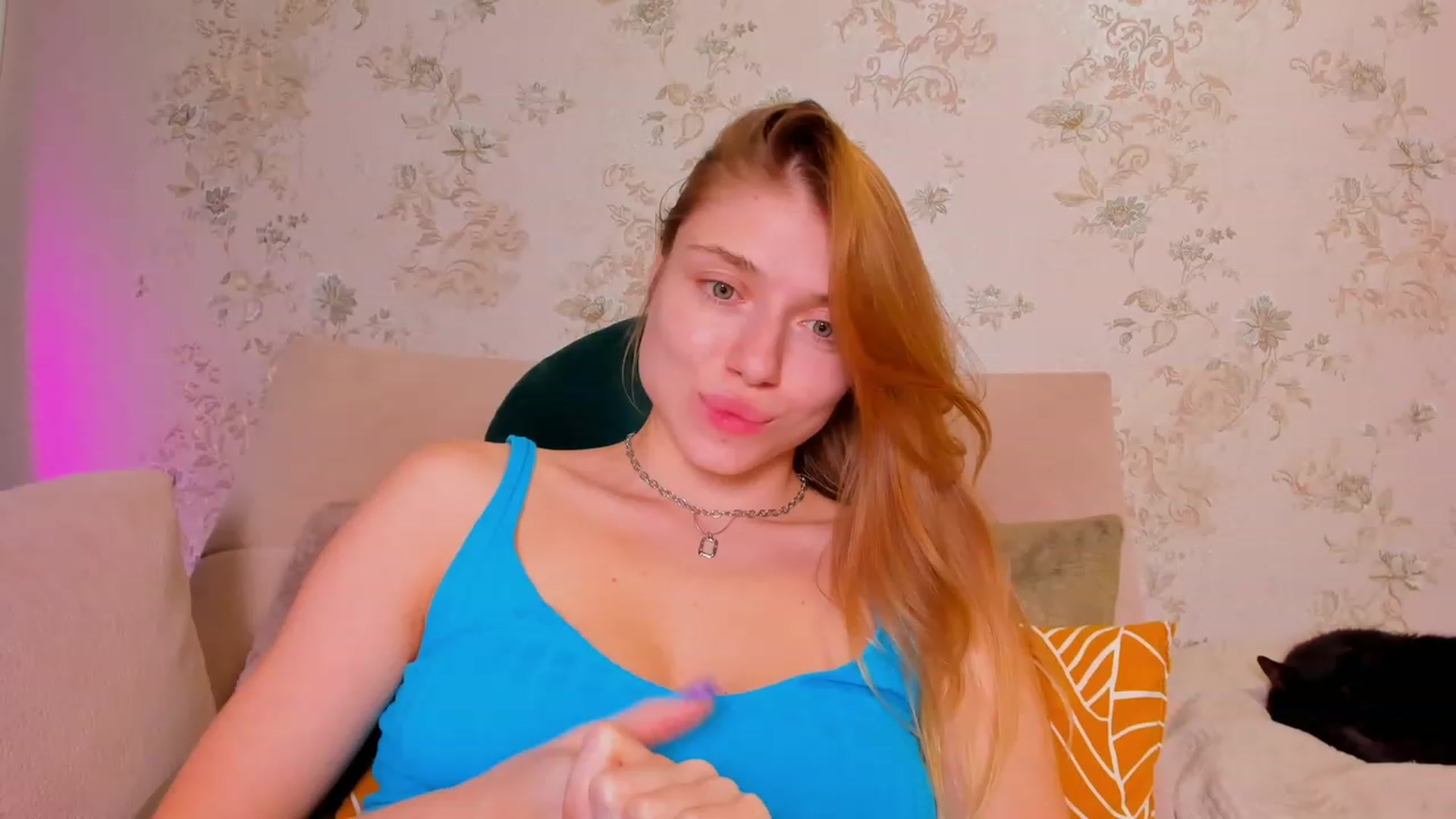 Gallery image thumbnail from Make_my_Luck's myfreecams stream on, 10/15/2023, 20:41 image 7 of 20