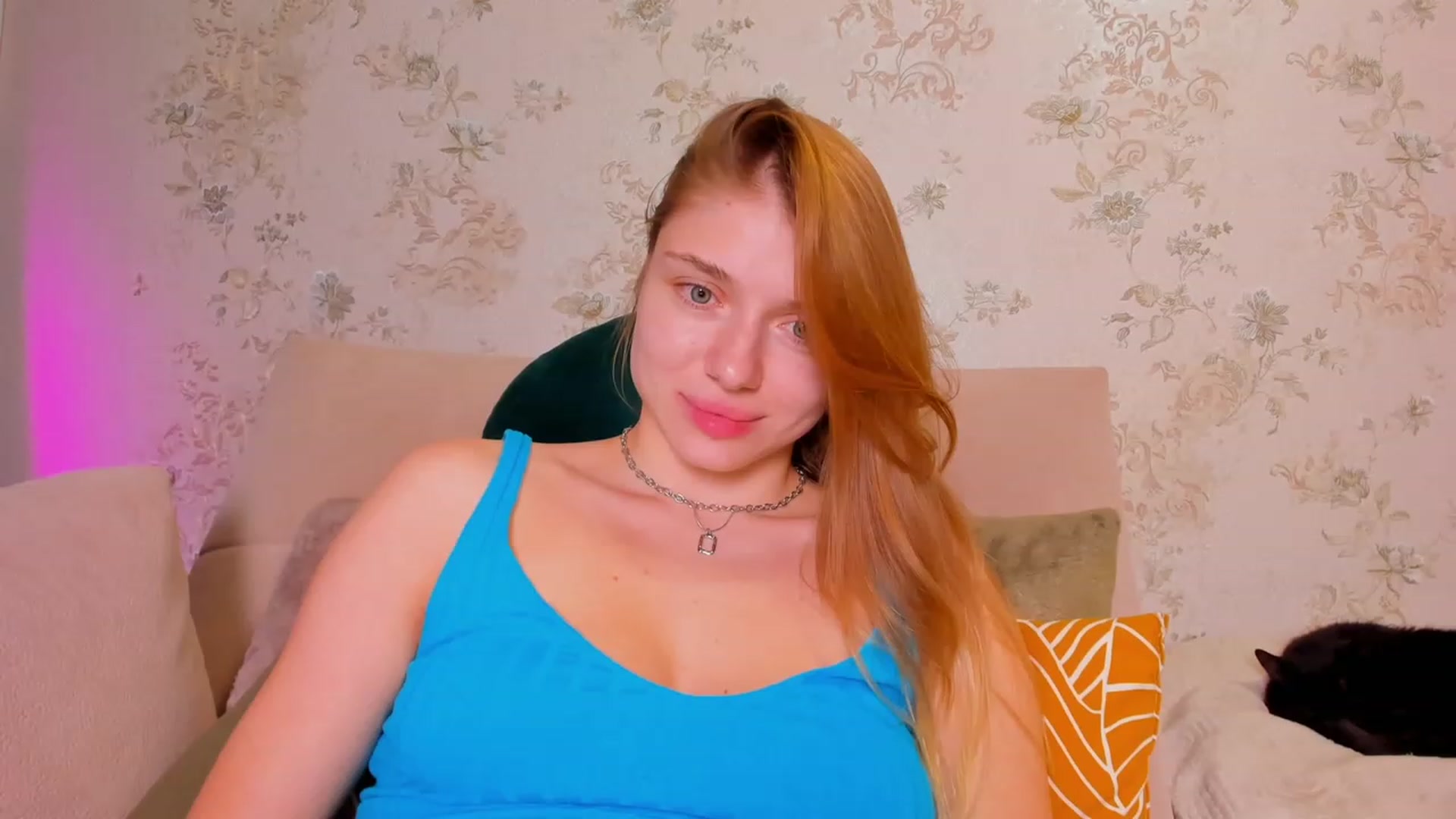 Gallery image thumbnail from Make_my_Luck's myfreecams stream on, 10/15/2023, 20:41 image 6 of 20