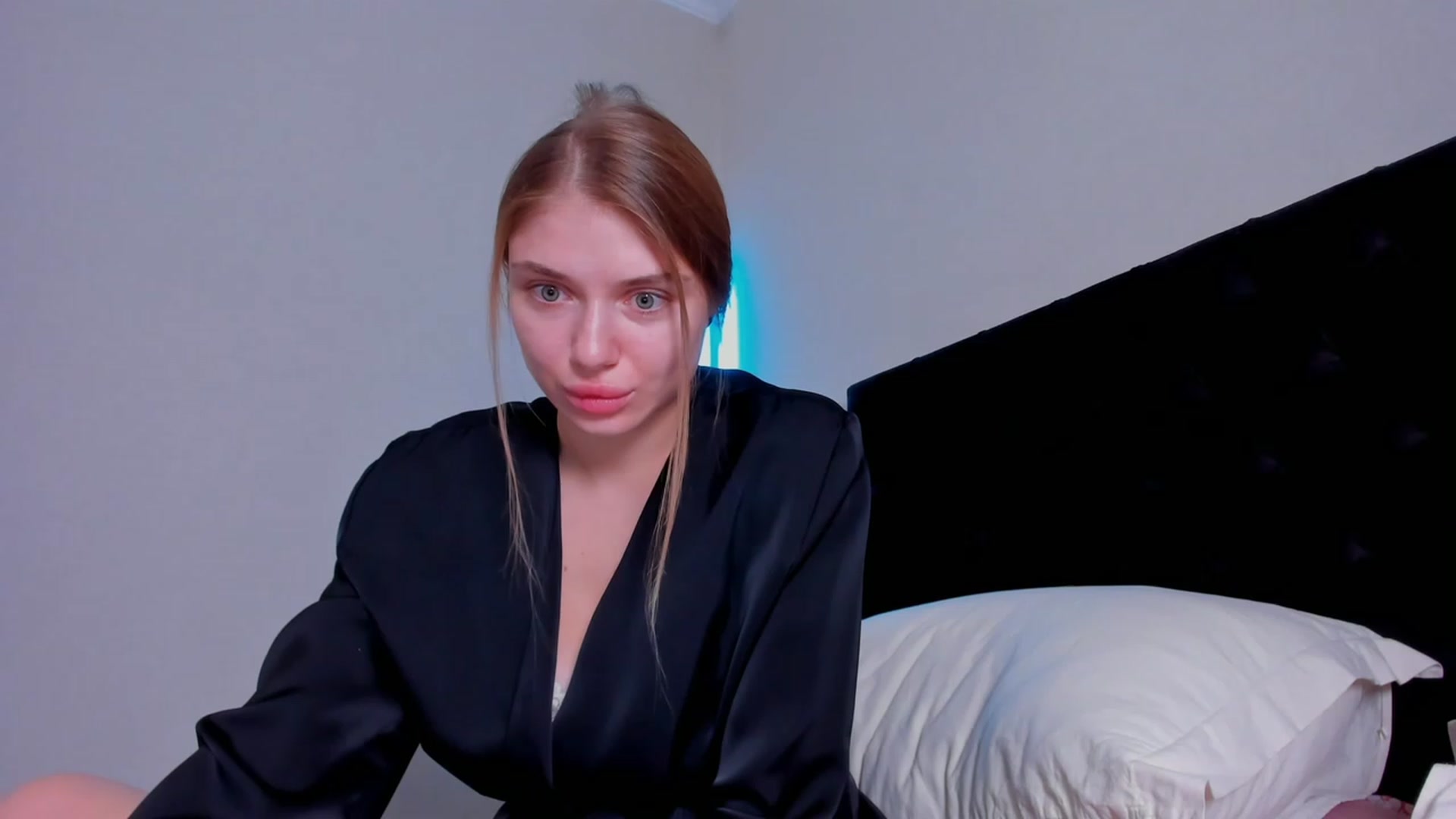 Gallery image thumbnail from Make_my_Luck's myfreecams stream on, 10/23/2023, 20:47 image 4 of 20