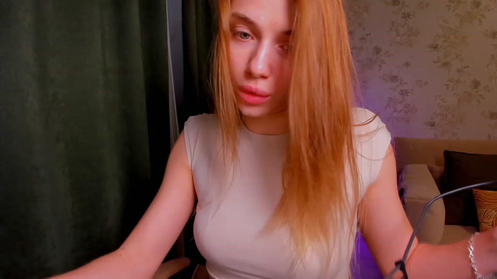 Gallery image thumbnail from Make_my_Luck's myfreecams stream on, 10/24/2023, 19:14 image 5 of 20