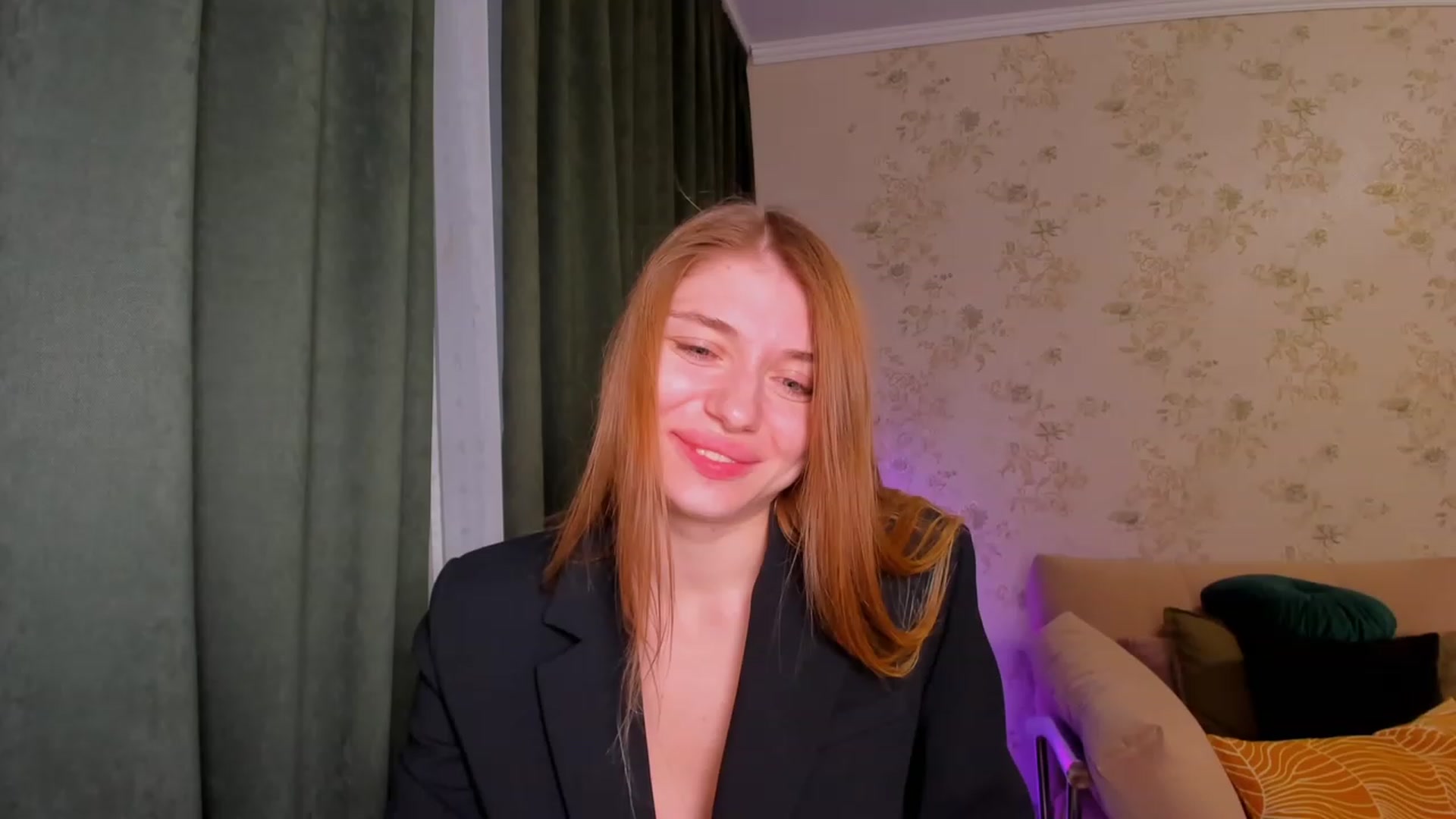 Gallery image thumbnail from Make_my_Luck's myfreecams stream on, 10/29/2023, 21:13 image 6 of 20