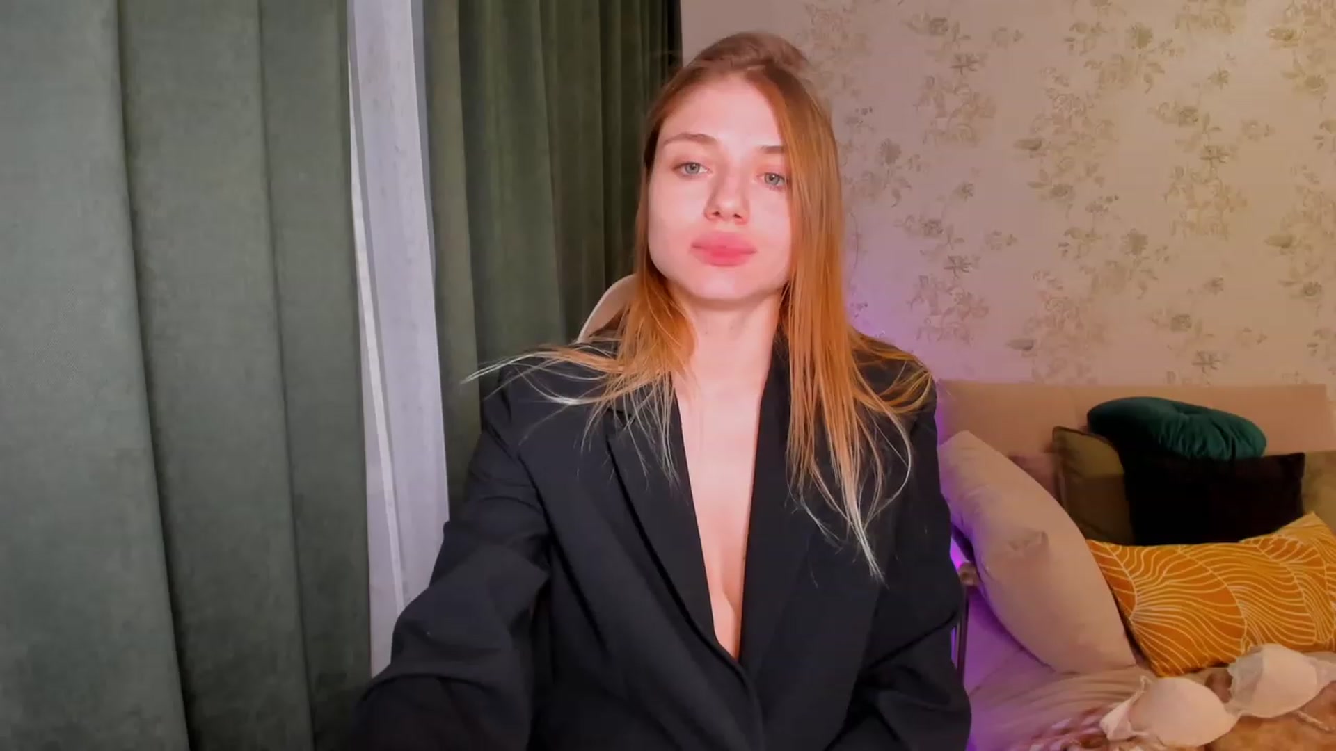 Gallery image thumbnail from Make_my_Luck's myfreecams stream on, 10/29/2023, 21:13 image 20 of 20