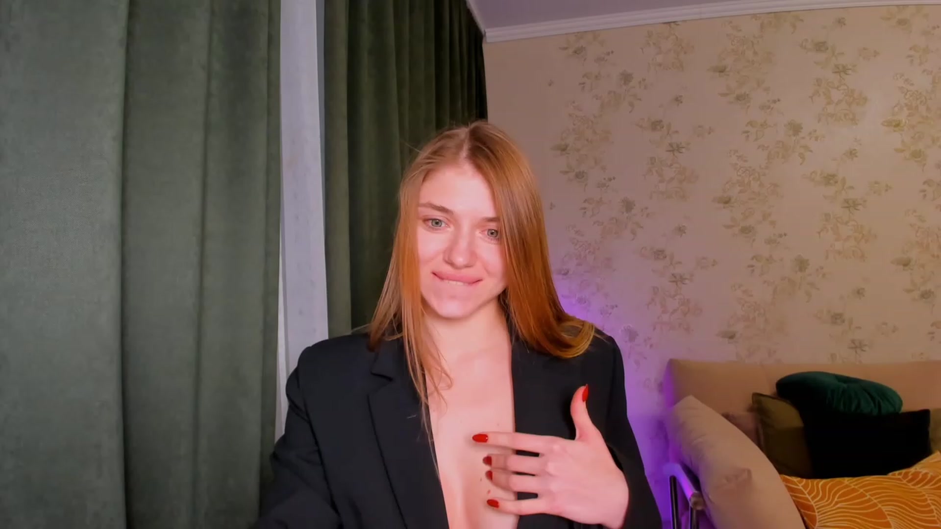 Gallery image thumbnail from Make_my_Luck's myfreecams stream on, 10/29/2023, 21:13 image 5 of 20