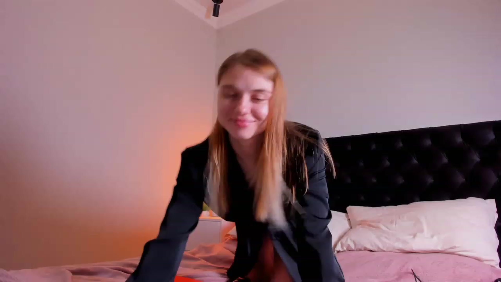Gallery image thumbnail from Make_my_Luck's myfreecams stream on, 11/12/2023, 21:10 image 20 of 20
