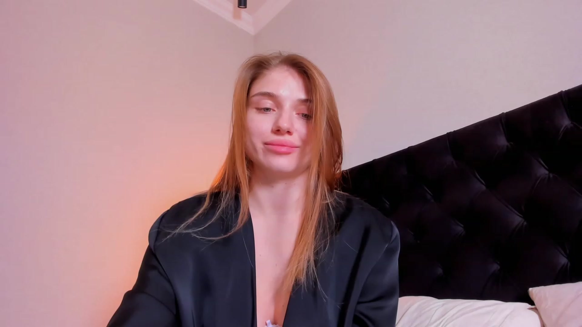 Gallery image thumbnail from Make_my_Luck's myfreecams stream on, 11/12/2023, 21:10 image 10 of 20
