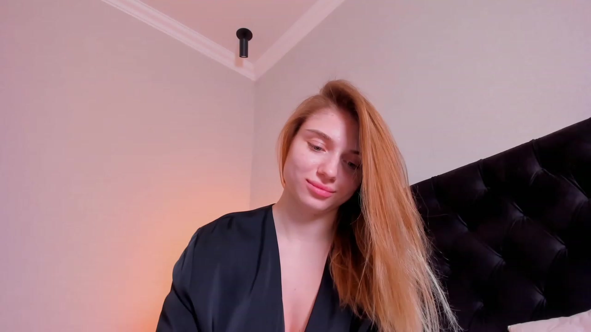 Gallery image thumbnail from Make_my_Luck's myfreecams stream on, 11/12/2023, 21:10 image 6 of 20