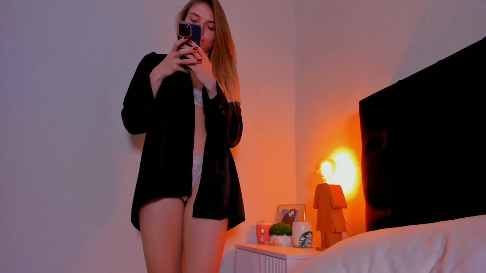 Gallery image thumbnail from Make_my_Luck's myfreecams stream on, 11/12/2023, 21:59 image 9 of 20