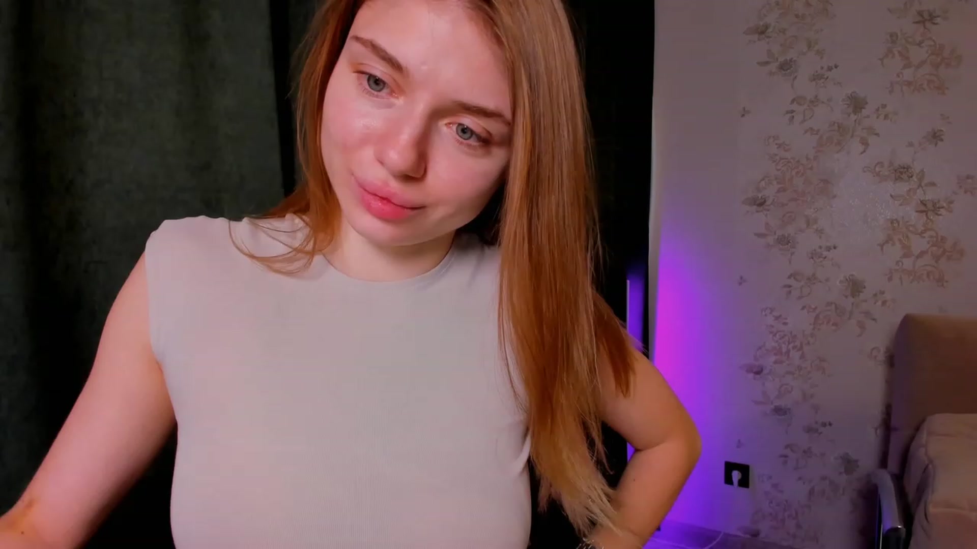 Gallery image thumbnail from Make_my_Luck's myfreecams stream on, 12/06/2023, 19:57 image 14 of 20