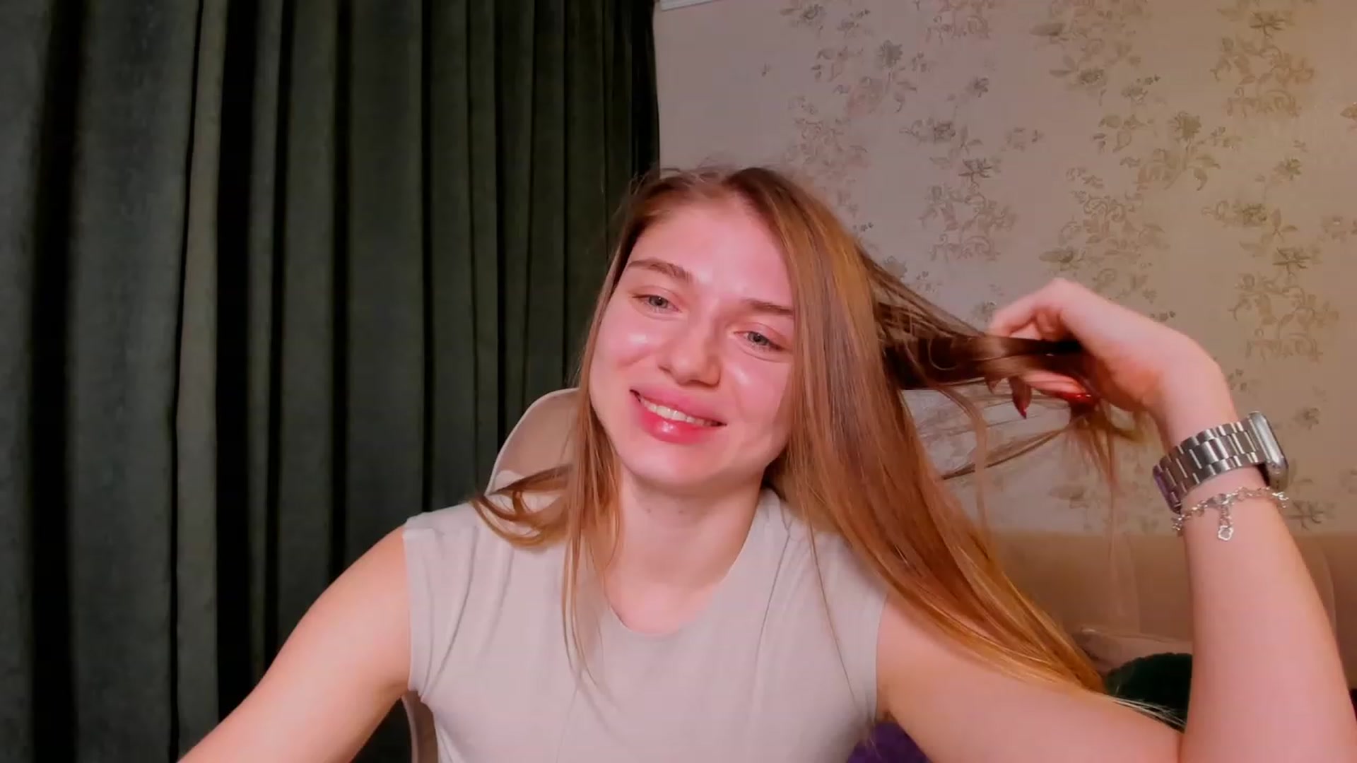 Gallery image thumbnail from Make_my_Luck's myfreecams stream on, 12/06/2023, 20:30 image 19 of 20