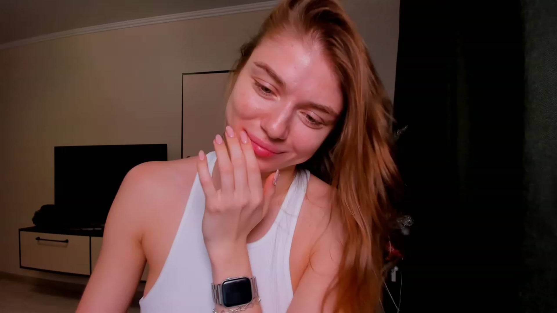 Gallery image thumbnail from Make_my_Luck's myfreecams stream on, 12/12/2023, 21:49 image 10 of 20