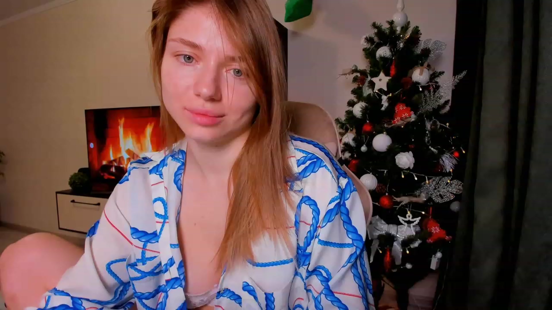 Gallery image thumbnail from Make_my_Luck's myfreecams stream on, 12/14/2023, 20:07 image 15 of 20