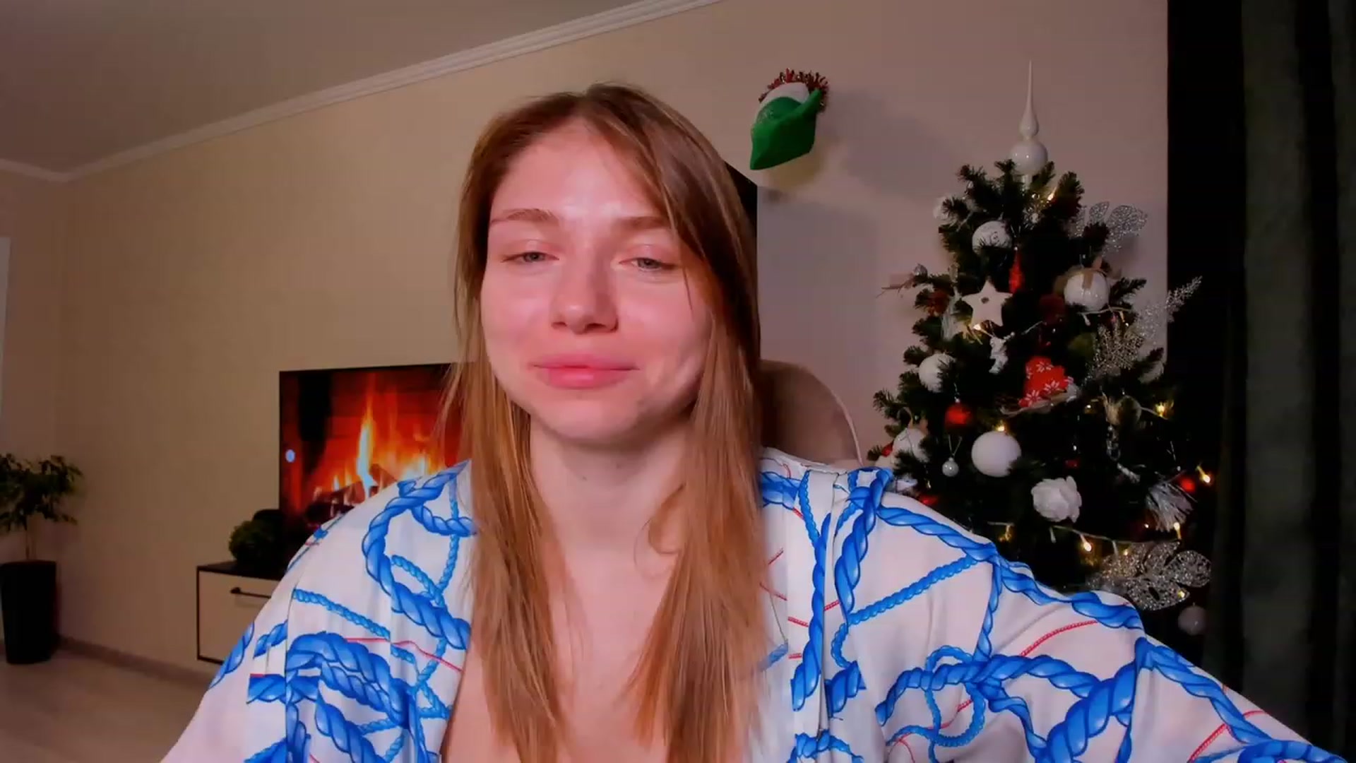 Gallery image thumbnail from Make_my_Luck's myfreecams stream on, 12/14/2023, 20:54 image 3 of 20