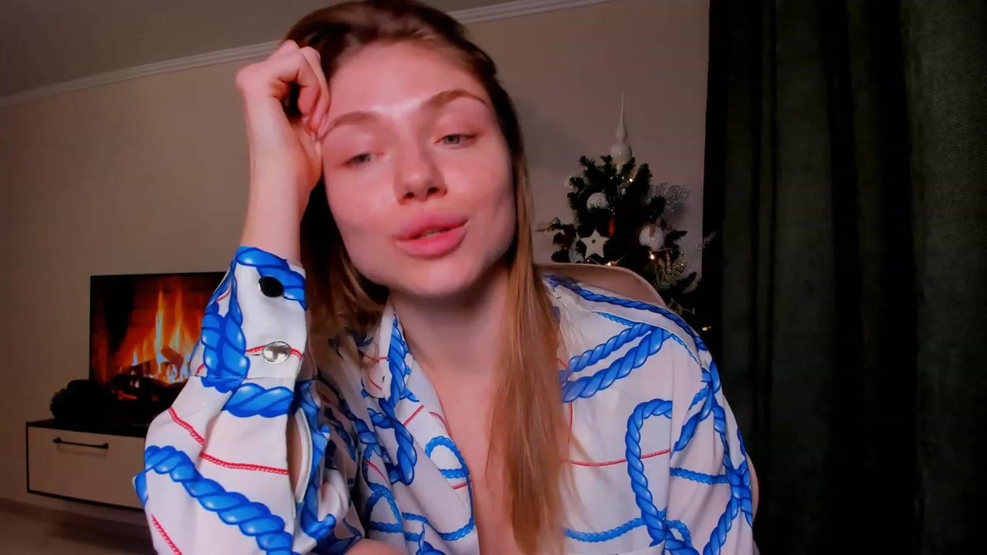 Gallery image thumbnail from Make_my_Luck's myfreecams stream on, 12/14/2023, 21:47 image 16 of 20