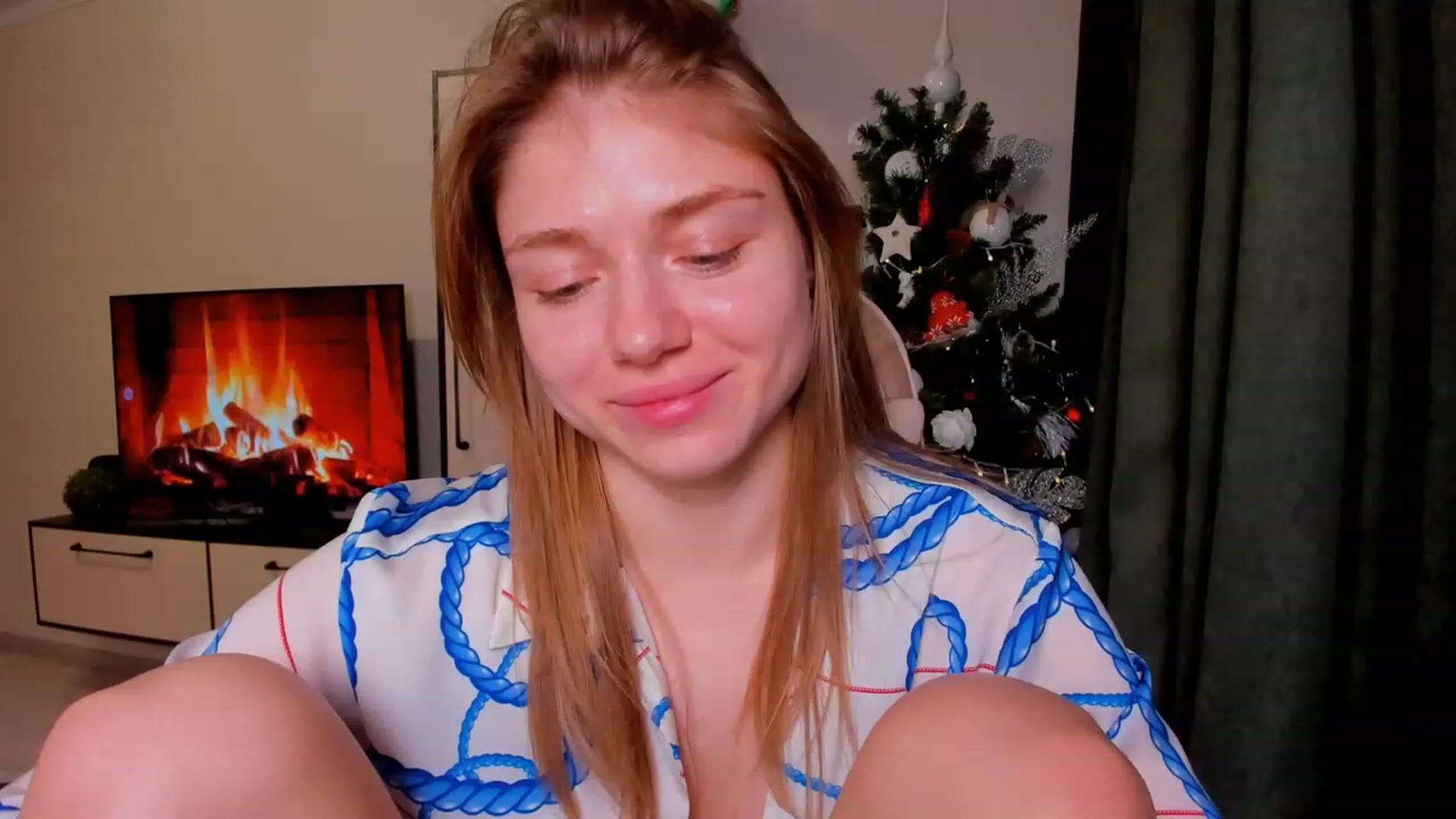Gallery image thumbnail from Make_my_Luck's myfreecams stream on, 12/14/2023, 21:47 image 5 of 20