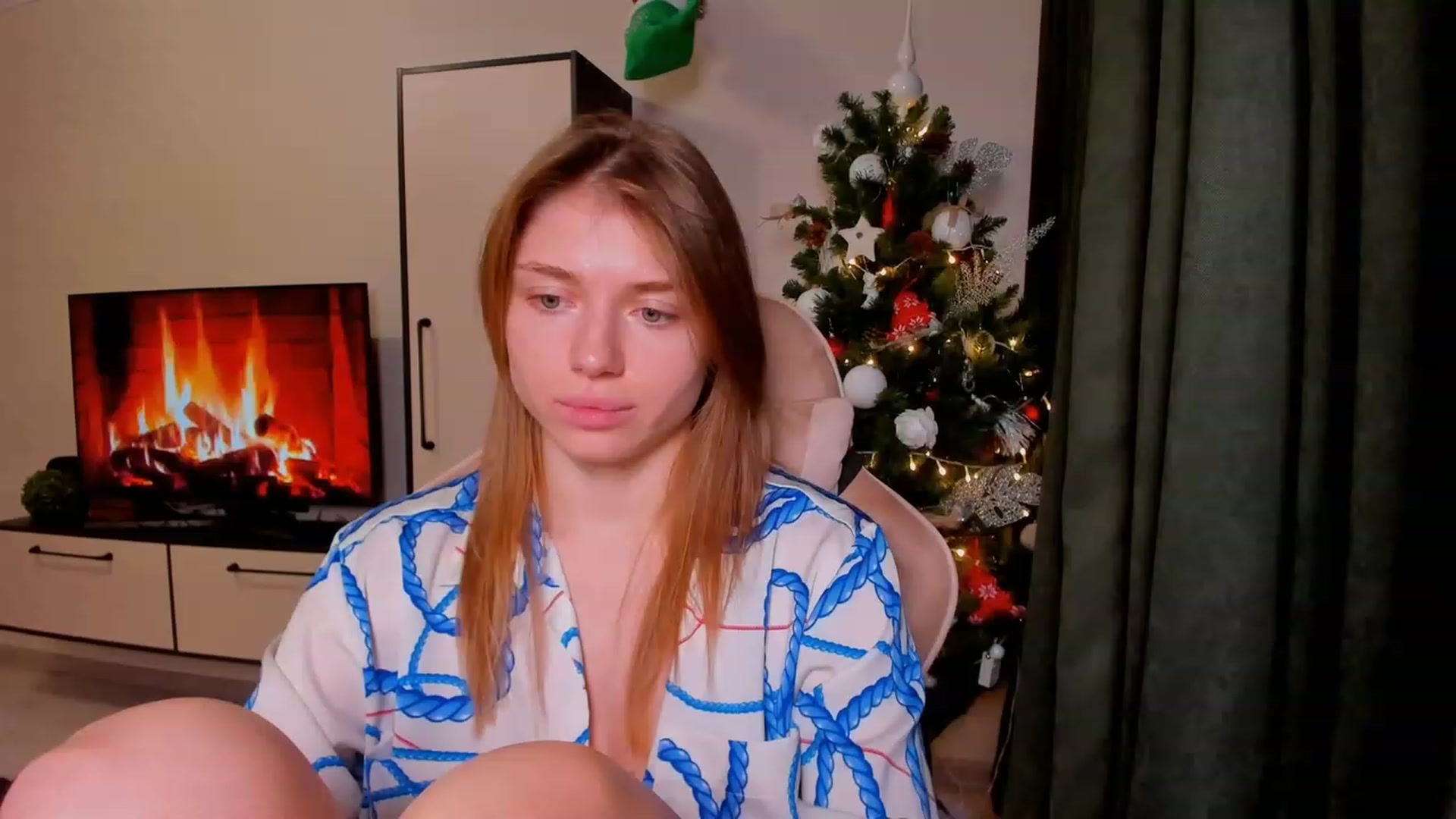 Gallery image thumbnail from Make_my_Luck's myfreecams stream on, 12/14/2023, 21:47 image 7 of 20