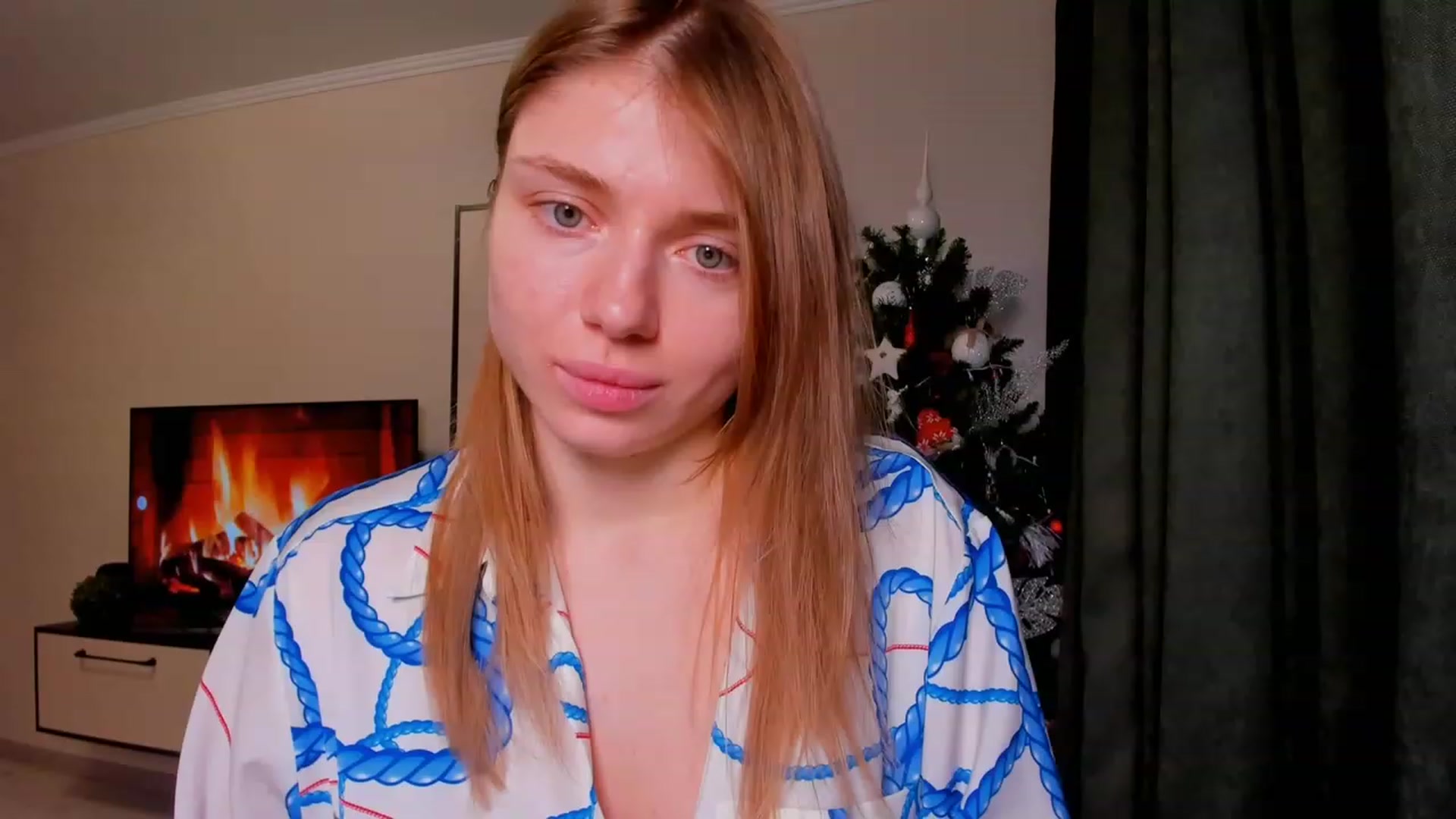 Gallery image thumbnail from Make_my_Luck's myfreecams stream on, 12/14/2023, 21:47 image 13 of 20
