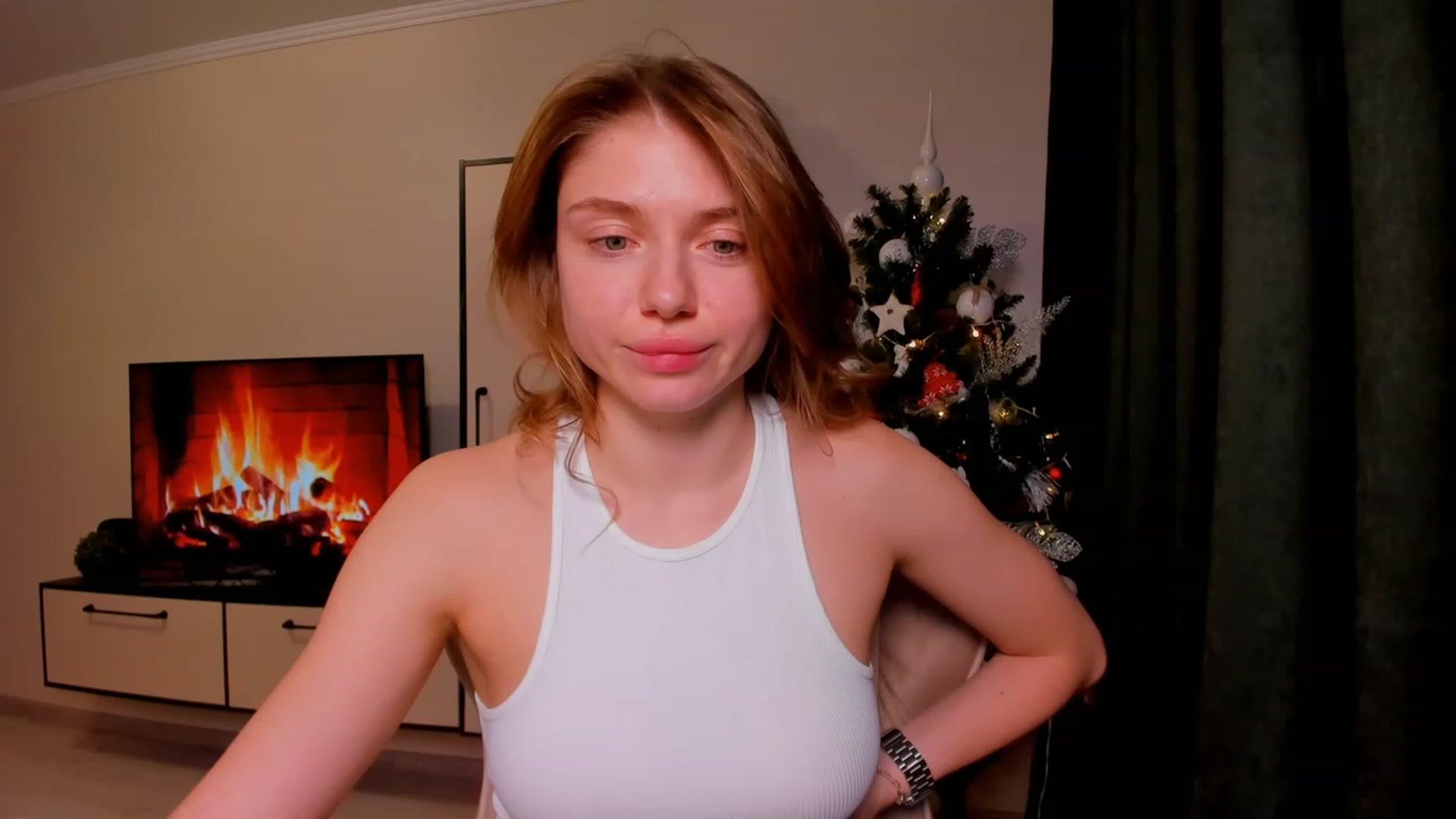 Gallery image thumbnail from Make_my_Luck's myfreecams stream on, 12/17/2023, 18:25 image 20 of 20