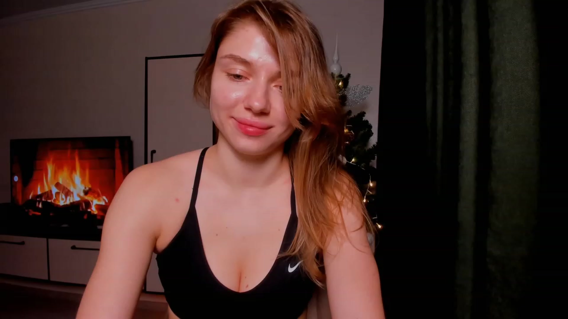 Gallery image thumbnail from Make_my_Luck's myfreecams stream on, 12/23/2023, 09:16 image 11 of 20