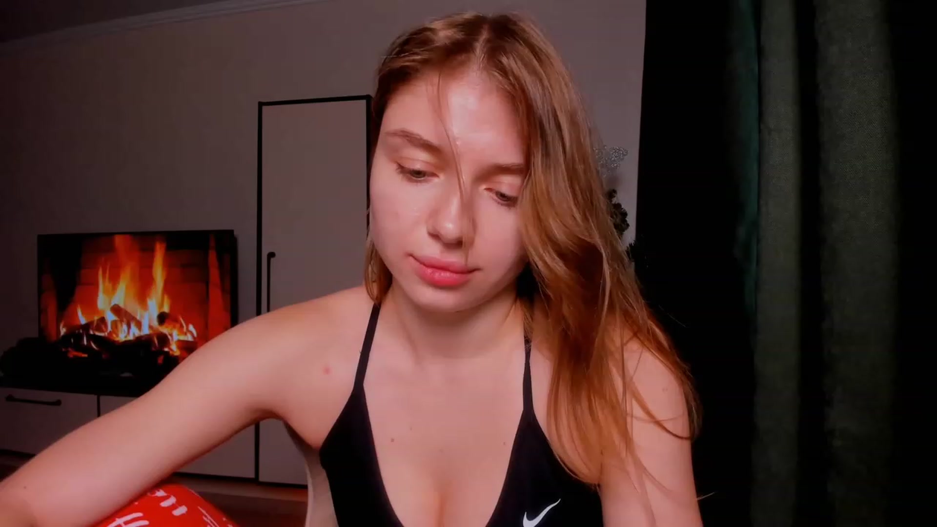 Gallery image thumbnail from Make_my_Luck's myfreecams stream on, 12/23/2023, 09:16 image 18 of 20