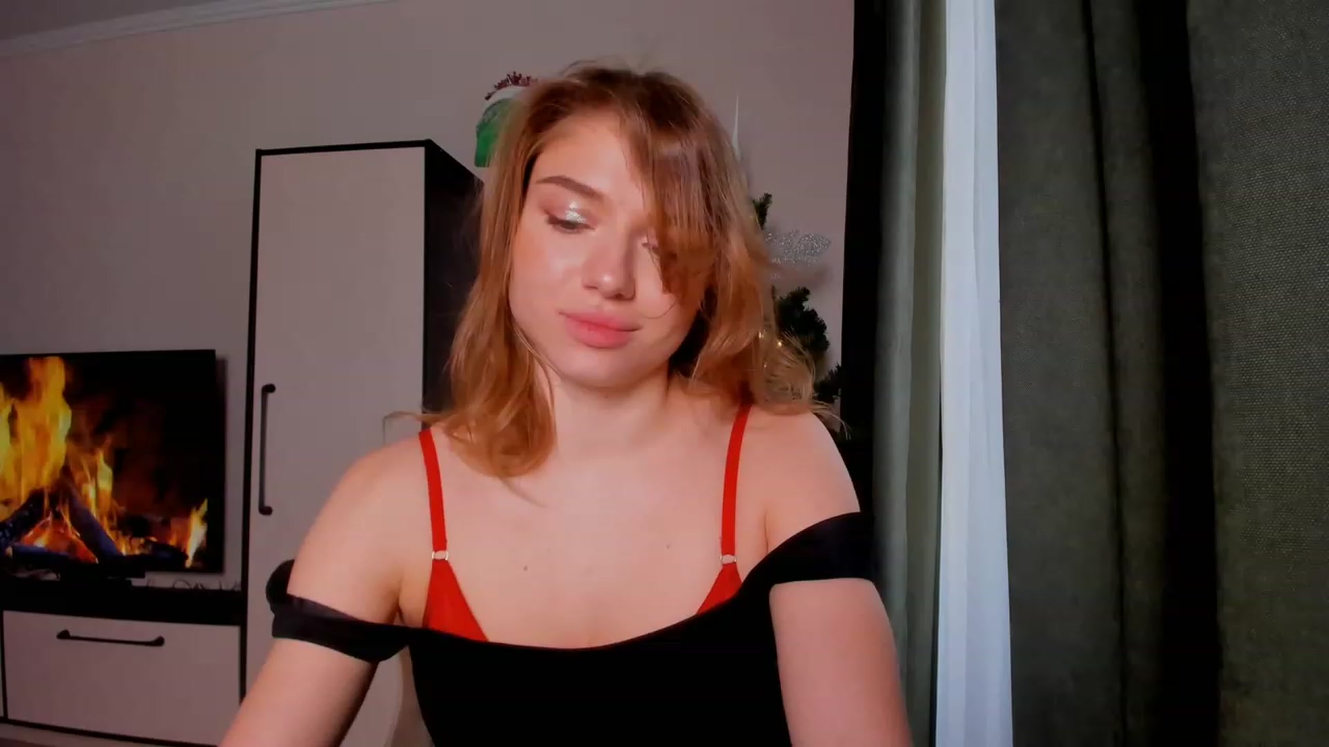 Gallery image thumbnail from Make_my_Luck's myfreecams stream on, 12/24/2023, 11:58 image 8 of 20
