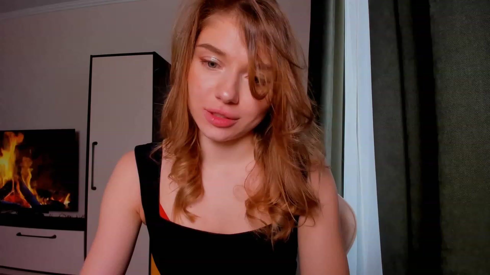 Gallery image thumbnail from Make_my_Luck's myfreecams stream on, 12/24/2023, 11:58 image 3 of 20